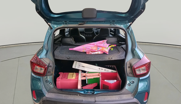 2023 Renault Kwid CLIMBER AMT 1.0, Petrol, Automatic, 5,072 km, exterior