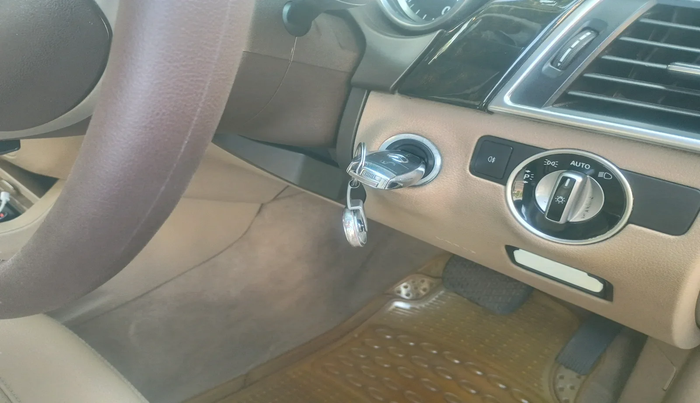 2013 Mercedes Benz Ml Class 250 CDI, Diesel, Automatic, 1,45,762 km, interior