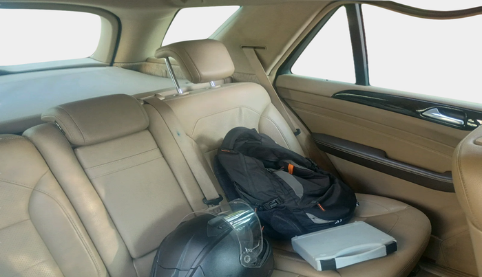 2013 Mercedes Benz Ml Class 250 CDI, Diesel, Automatic, 1,45,762 km, interior