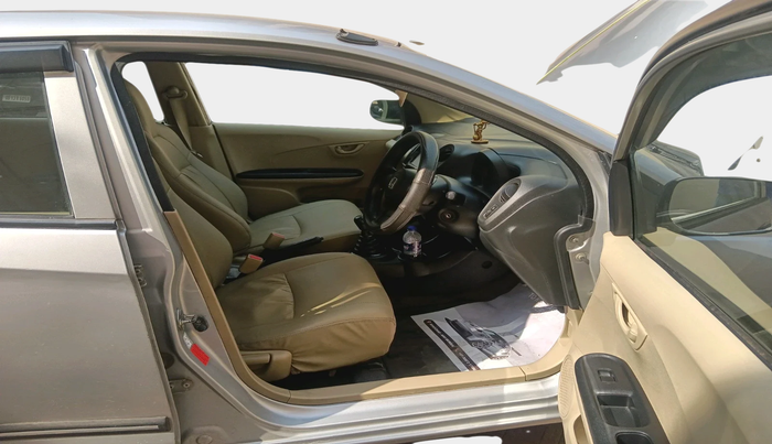 2015 Honda Brio E MT, Petrol, Manual, 54,572 km, interior