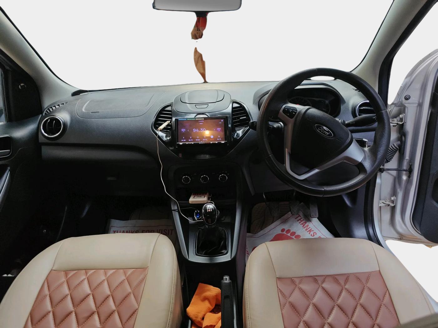 2015 Ford New Figo TREND 1.2 PETROL, Petrol, Manual, 86,394 km, interior