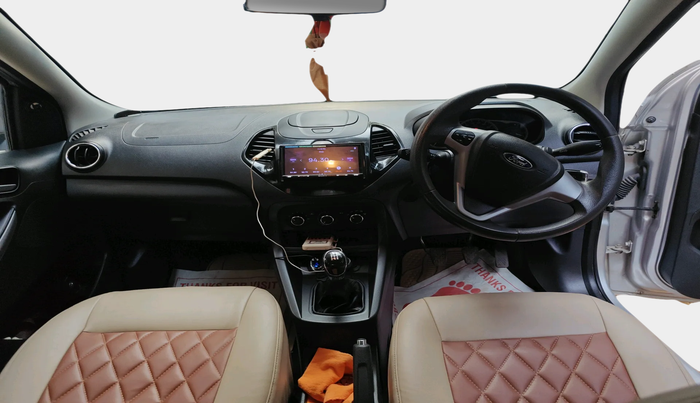 2015 Ford New Figo TREND 1.2 PETROL, Petrol, Manual, 86,394 km, interior