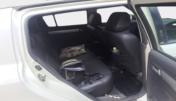 2010 Maruti Swift ZXI, Petrol, Manual, 1,02,621 km, interior