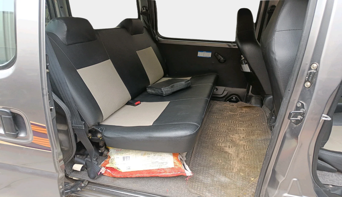 2021 Maruti Eeco 5 STR AC CNG, Petrol, Manual, 46,476 km, interior