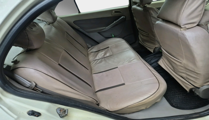 2010 Tata Indica Vista AURA SAFIRE, Petrol, Manual, 1,17,435 km, interior