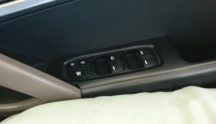 2016 Hyundai Creta SX PLUS 1.6 PETROL, Petrol, Manual, 92,419 km, interior