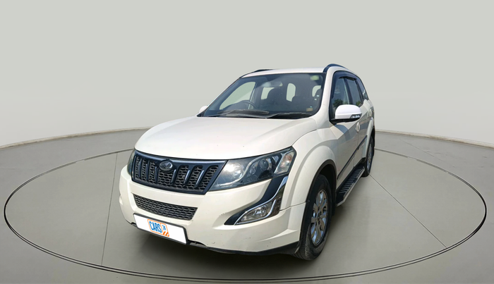 2017 Mahindra XUV500 W8 AWD, Diesel, Manual, 1,09,618 km, exterior