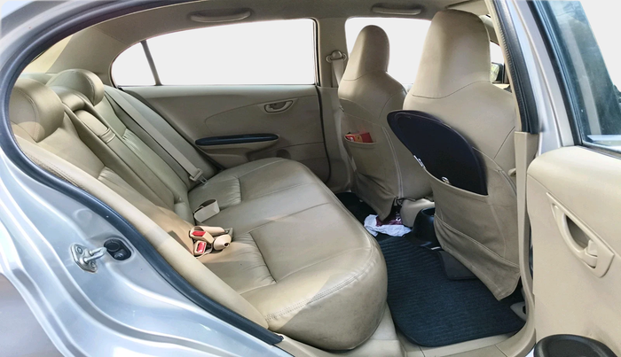 2014 Honda Amaze 1.5L I-DTEC S, Diesel, Manual, 1,01,148 km, interior