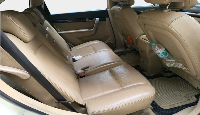 2011 Chevrolet Captiva LTZ AWD AT, Diesel, Automatic, 1,74,411 km, interior