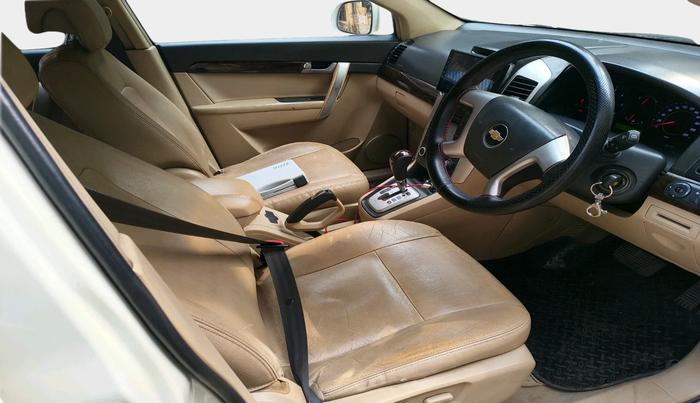 2011 Chevrolet Captiva LTZ AWD AT, Diesel, Automatic, 1,74,411 km, interior