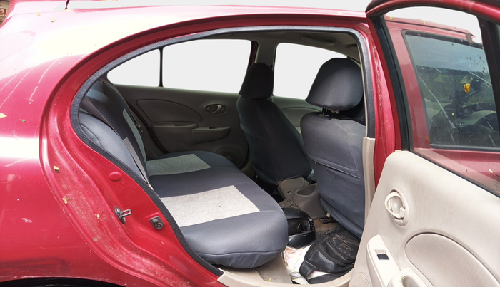 2010 Nissan Micra XV PREMIUM DIESEL, Diesel, Manual, 1,12,000 km, interior