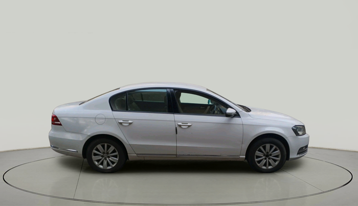 2012 Volkswagen Passat COMFORTLINE 2.0 TDI MT, Diesel, Manual, 1,13,170 km, exterior