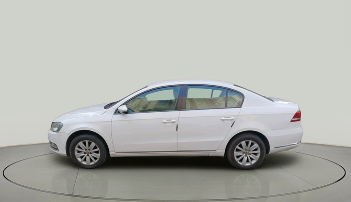 2012 Volkswagen Passat COMFORTLINE 2.0 TDI MT, Diesel, Manual, 1,13,170 km, exterior