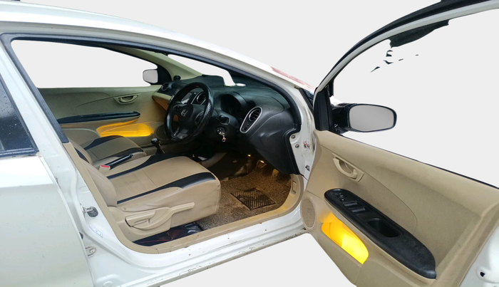 2014 Honda Mobilio 1.5L I-VTEC S, Petrol, Manual, 1,31,690 km, interior