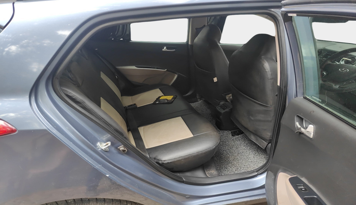 2014 Hyundai Grand i10 SPORTZ 1.2 KAPPA VTVT, Petrol, Manual, 45,981 km, interior