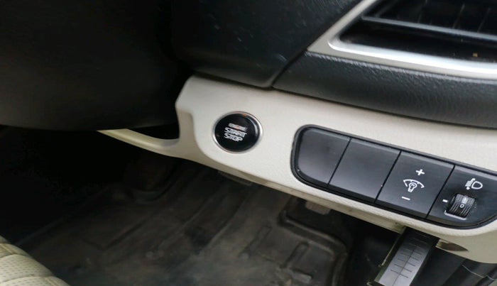 2019 KIA SELTOS HTX IVT 1.5 PETROL, Petrol, Automatic, 53,224 km, interior