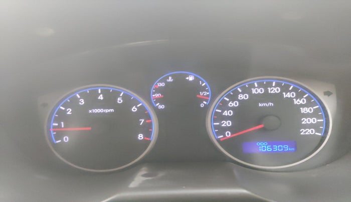 2011 Hyundai i20 MAGNA 1.2, Petrol, Manual, 1,06,309 km, interior