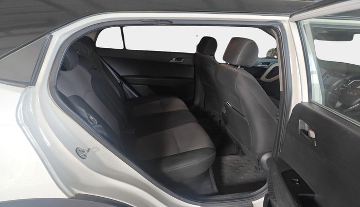 2016 Hyundai Creta SX PLUS AT 1.6 DIESEL, Diesel, Automatic, 2,04,466 km, interior