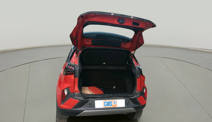 2023 Tata NEXON FEARLESS + SUNROOF AMT DUAL TONE 1.5 DIESEL, Diesel, Automatic, 28,191 km, exterior