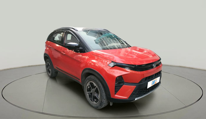 2023 Tata NEXON FEARLESS + SUNROOF AMT DUAL TONE 1.5 DIESEL, Diesel, Automatic, 28,191 km, exterior