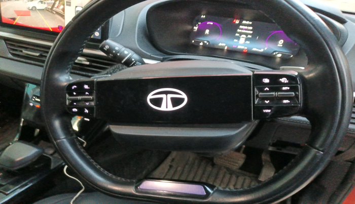 2023 Tata NEXON FEARLESS + SUNROOF AMT DUAL TONE 1.5 DIESEL, Diesel, Automatic, 28,191 km, interior