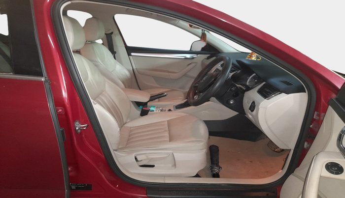 2017 Skoda Octavia STYLE 1.8 TSI AT, Petrol, Automatic, 77,518 km, interior