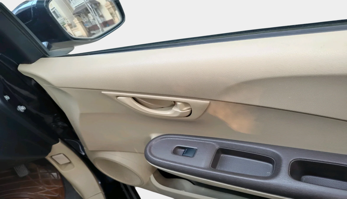 2013 Honda Brio E MT, Petrol, Manual, 87,069 km, interior