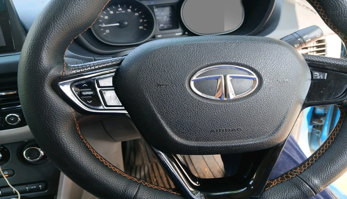 2018 Tata NEXON XM PETROL, Petrol, Manual, 80,037 km, interior