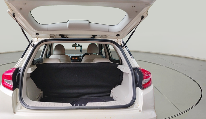 2022 Mahindra XUV300 W6 1.2 PETROL AMT, Petrol, Automatic, 38,420 km, exterior