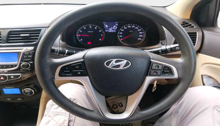 2013 Hyundai Verna FLUIDIC 1.6 VTVT EX, Petrol, Manual, 53,457 km, interior