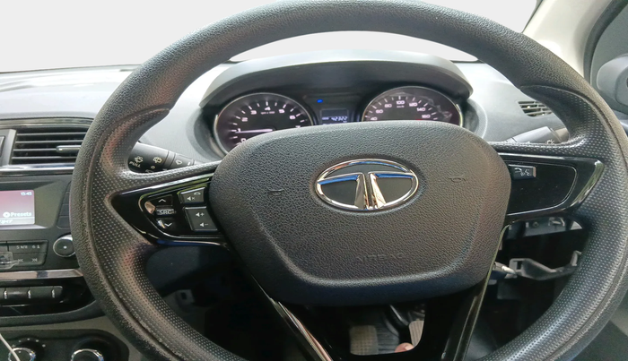 2018 Tata Tiago XZ PETROL, Petrol, Manual, 42,322 km, interior