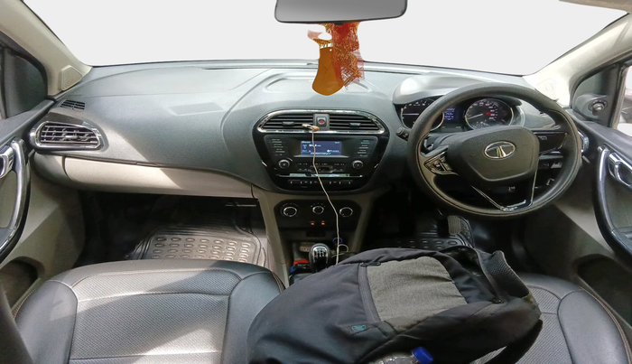 2018 Tata Tiago XZ PETROL, Petrol, Manual, 42,322 km, interior