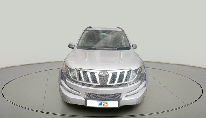 2013 Mahindra XUV500 W8, Diesel, Manual, 3,99,294 km, exterior