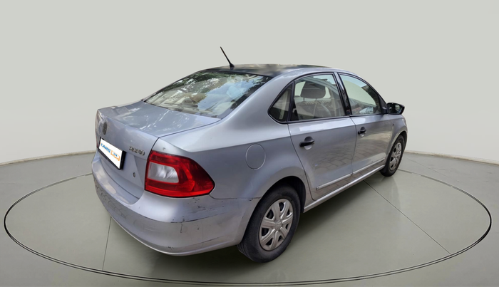 2013 Skoda Rapid 1.6 MPI ACTIVE, Petrol, Manual, 27,616 km, exterior