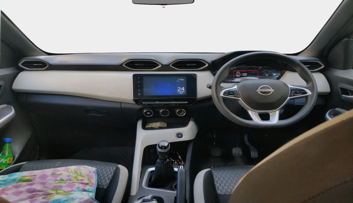 2021 Nissan MAGNITE XV MT, Petrol, Manual, 29,214 km, interior