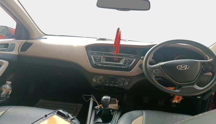 2015 Hyundai Elite i20 SPORTZ 1.2 (O), Petrol, Manual, 93,633 km, interior
