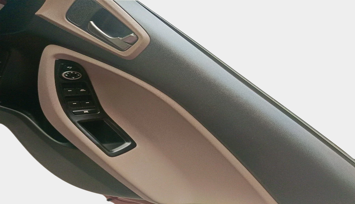 2015 Hyundai Elite i20 SPORTZ 1.2 (O), Petrol, Manual, 93,633 km, interior