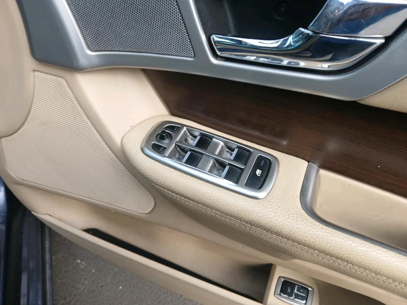 2014 Jaguar XF 2.2 DIESEL LUXURY, Diesel, Automatic, 86,579 km, interior