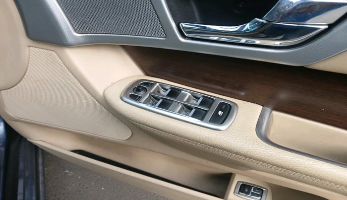 2014 Jaguar XF 2.2 DIESEL LUXURY, Diesel, Automatic, 86,579 km, interior