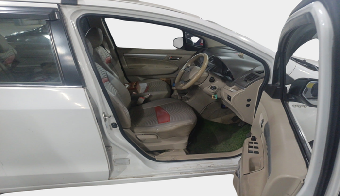 2016 Maruti Ertiga VXI CNG, Petrol, Manual, 1,02,440 km, interior