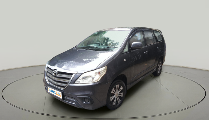 2016 Toyota Innova 2.5 GX 7 STR, Diesel, Manual, 1,48,900 km, exterior