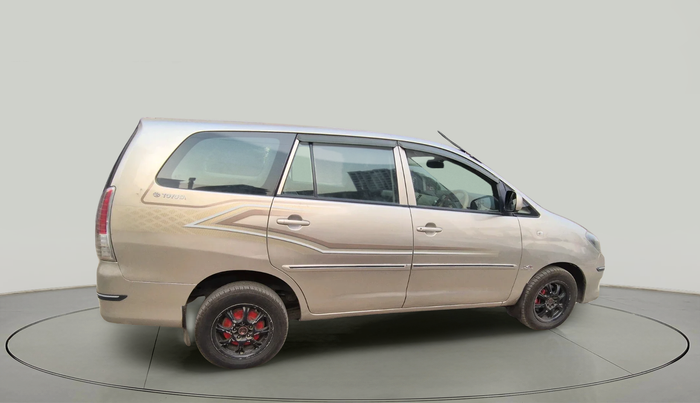 2011 Toyota Innova 2.5 G2 8STR, Diesel, Manual, 1,34,624 km, exterior