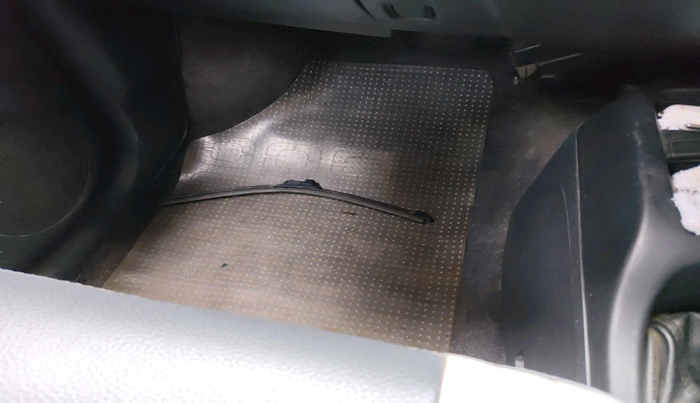 2012 Maruti Wagon R 1.0 VXI, Petrol, Manual, 45,980 km, interior