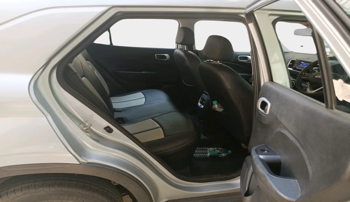 2020 Hyundai VENUE S 1.2, Petrol, Manual, 39,623 km, interior