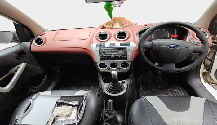 2010 Ford Figo TITANIUM 1.4 DIESEL, Diesel, Manual, 2,23,110 km, interior