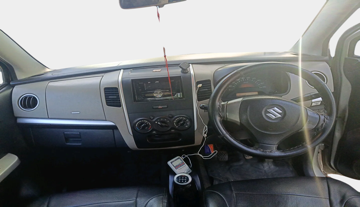 2015 Maruti Wagon R 1.0 LXI CNG, Petrol, Manual, 1,17,654 km, interior