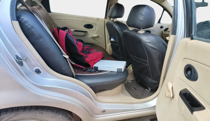 2011 Chevrolet Spark LS 1.0, Petrol, Manual, 32,557 km, interior