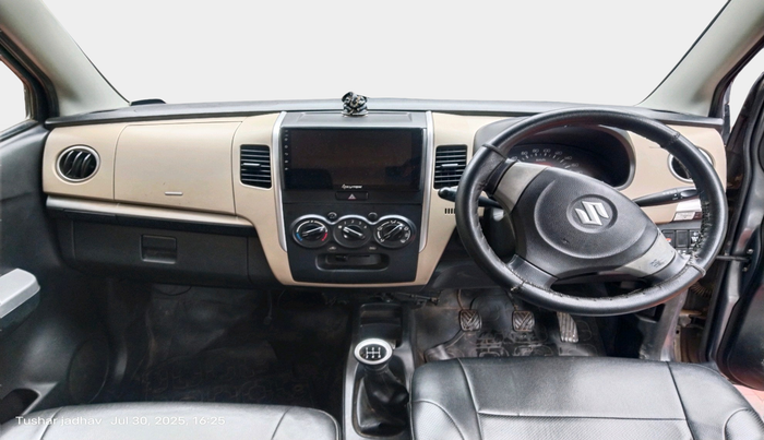 2017 Maruti Wagon R 1.0 LXI CNG, Petrol, Manual, 45,322 km, interior