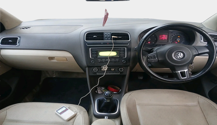 2014 Volkswagen Vento HIGHLINE DIESEL 1.6, Diesel, Manual, 53,511 km, interior