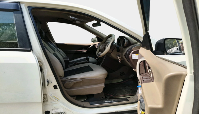 2014 Mahindra XUV500 W8, Diesel, Manual, 78,613 km, interior